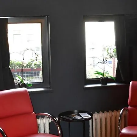 Πανσιόν De Gusto Schiedam