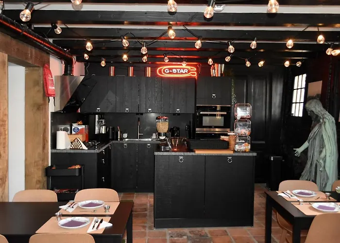 De Gusto بيت ضيافة 3*